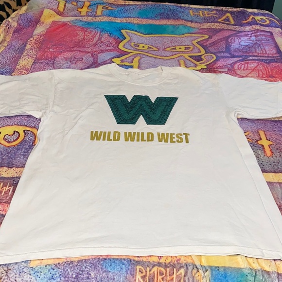 3/$30 Y2K Wild Wild West Shirt - Picture 4 of 7